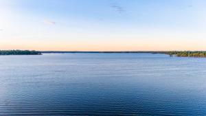 Sparrow Lake Guest House