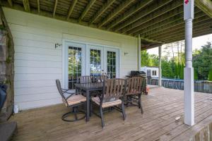 Sparrow Lake Guest House