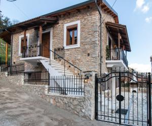 Chalet 1932 Boutique Mountain Chalet με Ιδιωτικό Hot Tub & Τζάκι