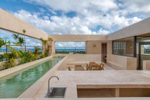 Studios with Plunge Pool near the Beach