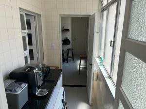 Pitangueiras in front of the beach - 3 bedrooms, renovated apartment