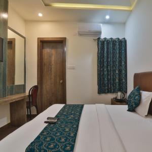 Hotel Janki Vibes With Free Wifi & Parking !!! Most Premium And Best Hotel In Varanasi
