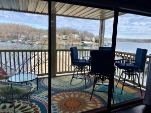 Baypoint Condo, Pool, Dock, relaxing location