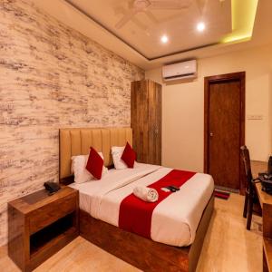 Hotel Janki Vibes With Free Wifi & Parking !!! Most Premium And Best Hotel In Varanasi