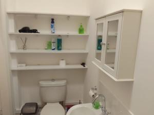 2 Bedroom Exec Suite-Sleeps 7-Pets-Parking-Wifi