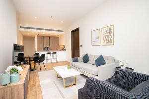 CitiHome - Iconic 1BR at Jumeirah Living Marina Gate - Flexible Stay