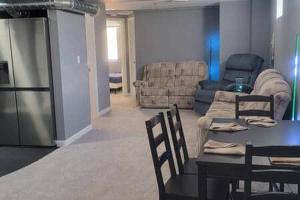*Oceana* Entire King 3 BR lower level at MicroLux