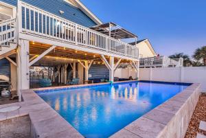 New! Water Views! Heated Pool! 4 min walk to Beach