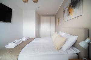 Lulu Apartments SUNRISE apartament dwupokojowy Polanki Aqua, basen sauna siłownia Netflix
