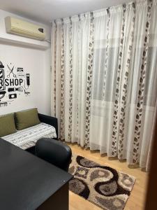 Apartament 4 Camere zona Rovine 100Mp