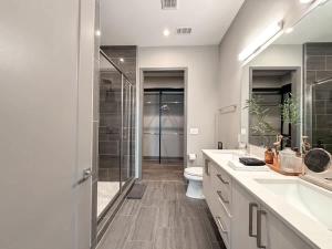 D Cityscape Getaway Fort Worth SameDay Booking