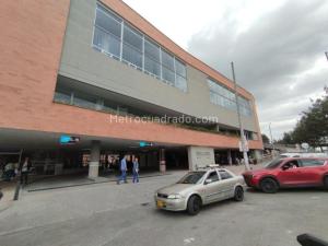 Habitación privada en Hayuelos Cerca del aeropuerto