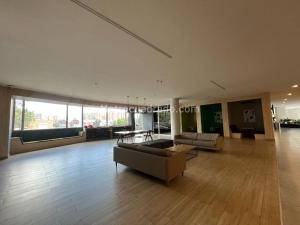 Habitación privada en Hayuelos Cerca del aeropuerto