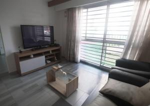 Habitación privada en Hayuelos Cerca del aeropuerto