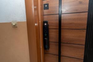 Ruime duplex met privéparking en zwembad op wandelafstand van het strand