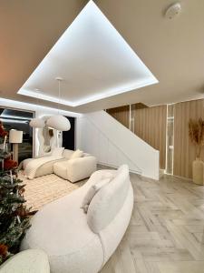 VILLA PIKADI BY THE Baltic Sea