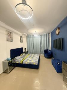 Cozy Studio Apartment in JCV