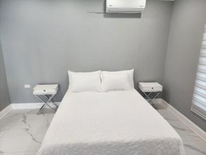 Sky Castles Block A - Apt A5