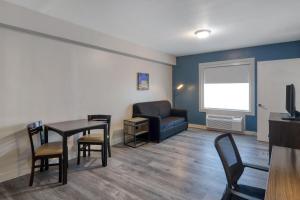 HOM Hotel Gainesville, SureStay Collection by Best Western