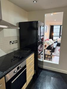 Elegant 2-Bed with Traditional Touches