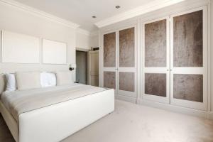 Beautiful & Stylish Cadogan Square Apartment