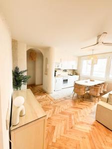 La Casa Nómada Centro Llanes