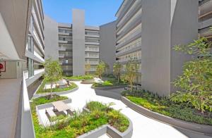 2 Bedroom Apartment - Newlands Peak