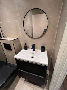 2 bedroom self catering detached outhouse with garden area