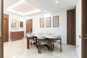 Menara Suite Harmonie , Terrasse et Piscine