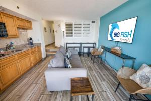 Stunning Oceanfront Getaway Luxurious Resort Pools