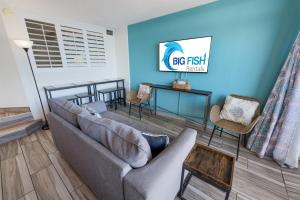 Stunning Oceanfront Getaway Luxurious Resort Pools