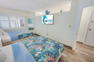 Stunning Oceanfront Getaway Luxurious Resort Pools