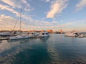 Boho Beach Chalet in El Gouna with pool access