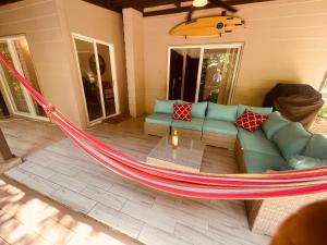 Beach Apartment with Pool and Lake - Playa Hermosa