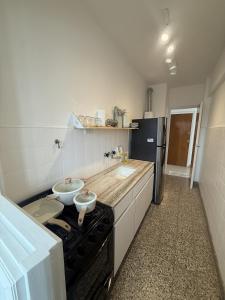 Dpto en Mardel 2 ambientes cochera hasta 4 personas