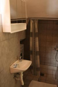 Apartments by the sea Broce, Peljesac - 11282