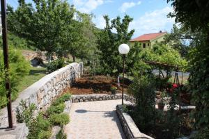 Apartment Icici 2315a