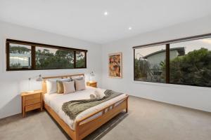 Idyllic Aireys Retreat -ocean & hills meet