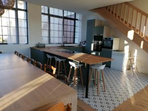 Domaine de La Brosse, gîte avec piscine sous verrière chauffée toute lannée