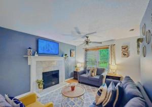 Nature Retreat at cozy Ranch, North Raleigh Close to RTP, Airport, Duke