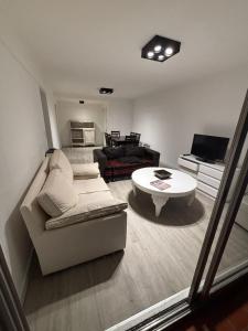 Alquilo departamento para 6 personas en pleno centro