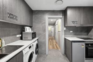 Modern Single Room - Next to Central Station - Near CBD UTS USYD - Shared Bathroom