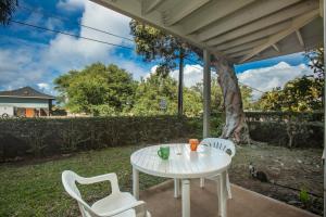 Kihei Bay Surf #110 Studio ModernBeach Decor, AC, Across Beach Cute Comfy