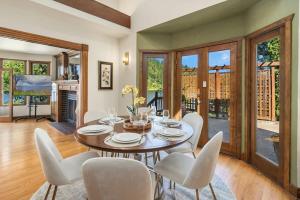 European White Castle on Lake Desire Private Dock