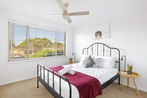 Luxe Retreat - 3BR - Free Parking - Near Station