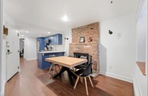 New Cozy Must Have Stay! 10 minutes to NYC