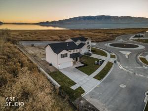 Utah County Lake View Retreat