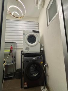 Cozy Homestay KL Setapak 2R2B 1CarPark, Pool, Wifi, MALAYSIAN ONLY & MUS-LIM RECOMMENDED