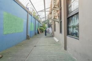 RedDoorz near Kemang Square