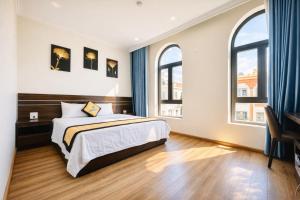 Hưng Nguyễn Hotel